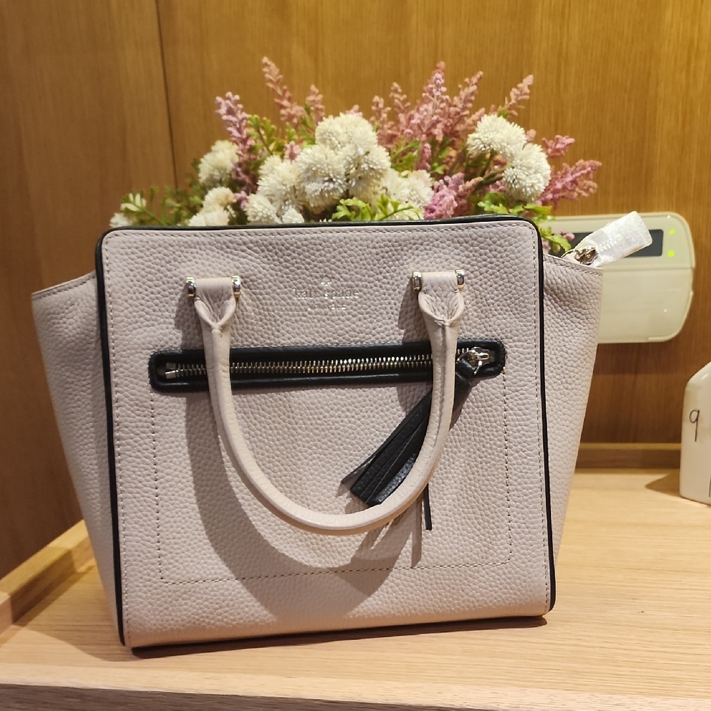 kate spade light gray satchel with black trim